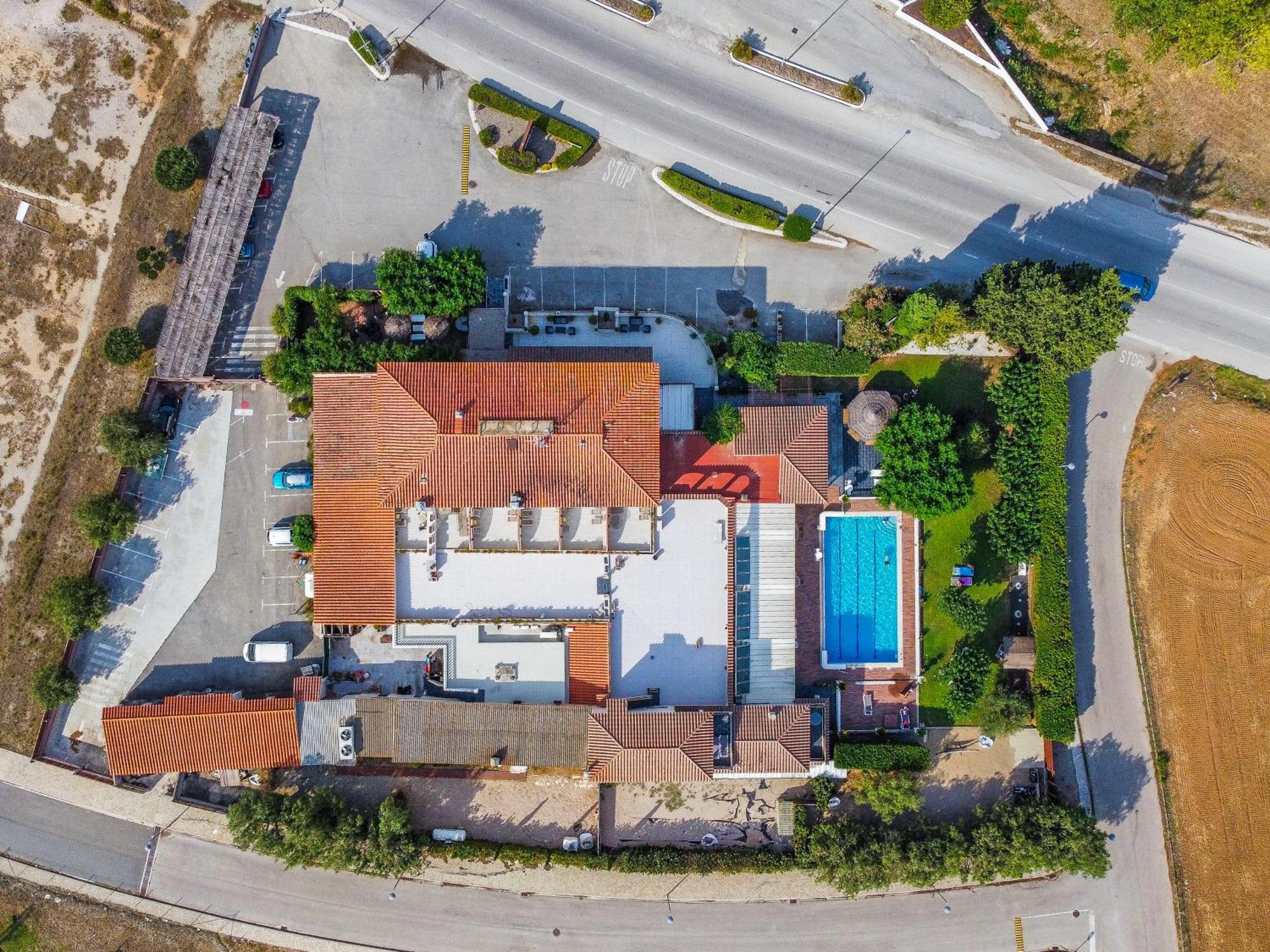 Hotel & Restaurant Figueres Parc Els Hostalets  Exterior photo
