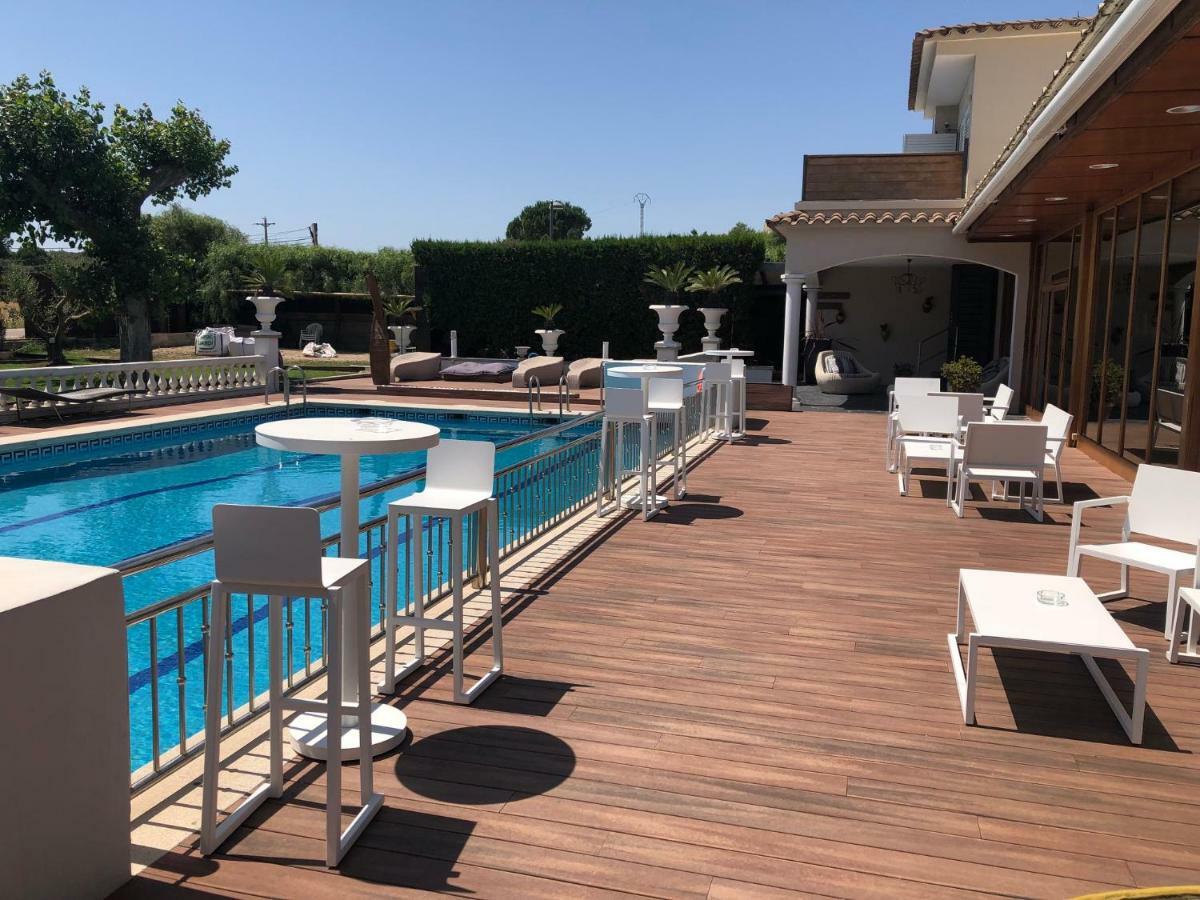 Hotel & Restaurant Figueres Parc Els Hostalets  Exterior photo